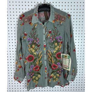 Arrata Silent Journey Mia Grace blouse size Xs